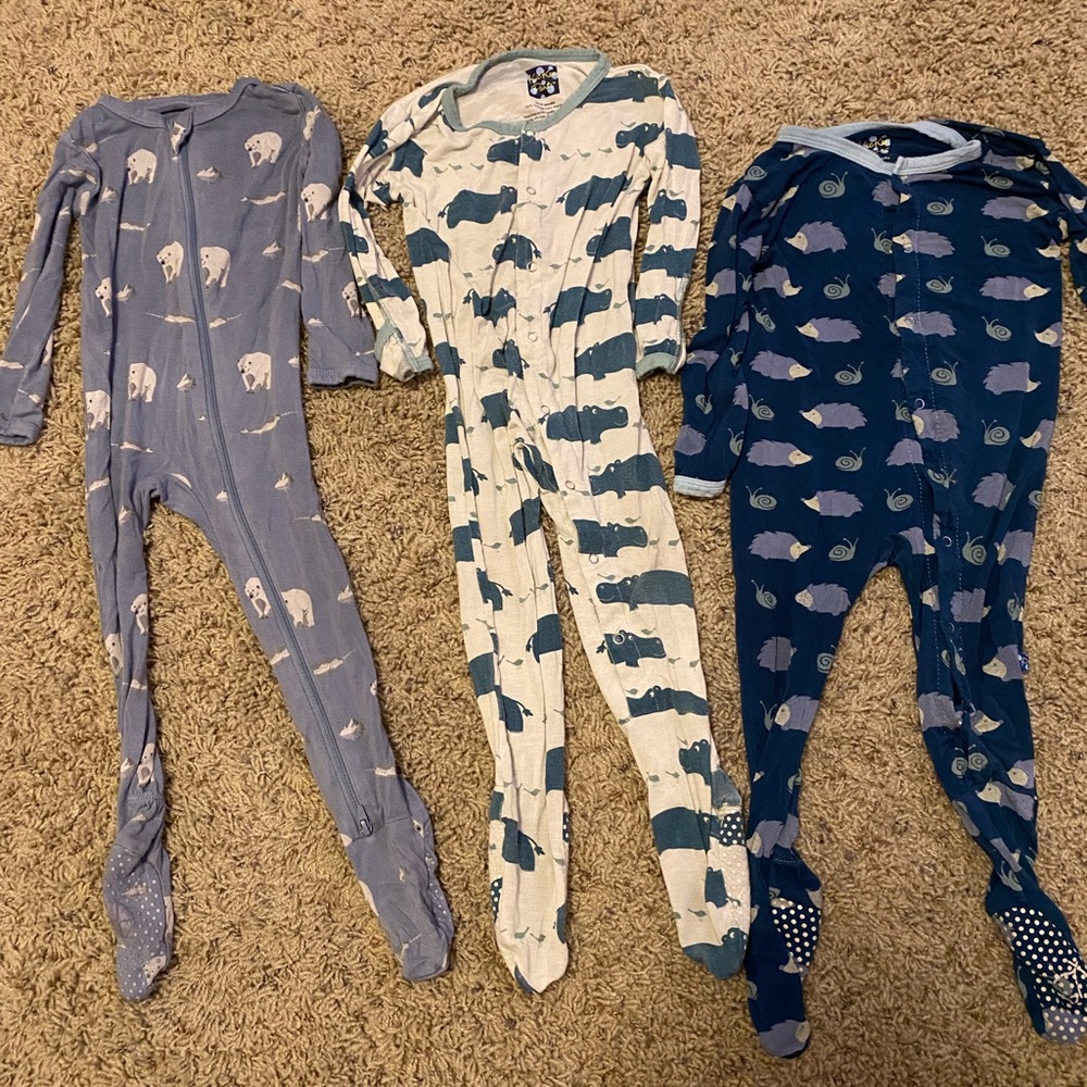 Bundle of Bamboo Footie pajamas! Kyte and kickee pants size 12-18.  Unisex.